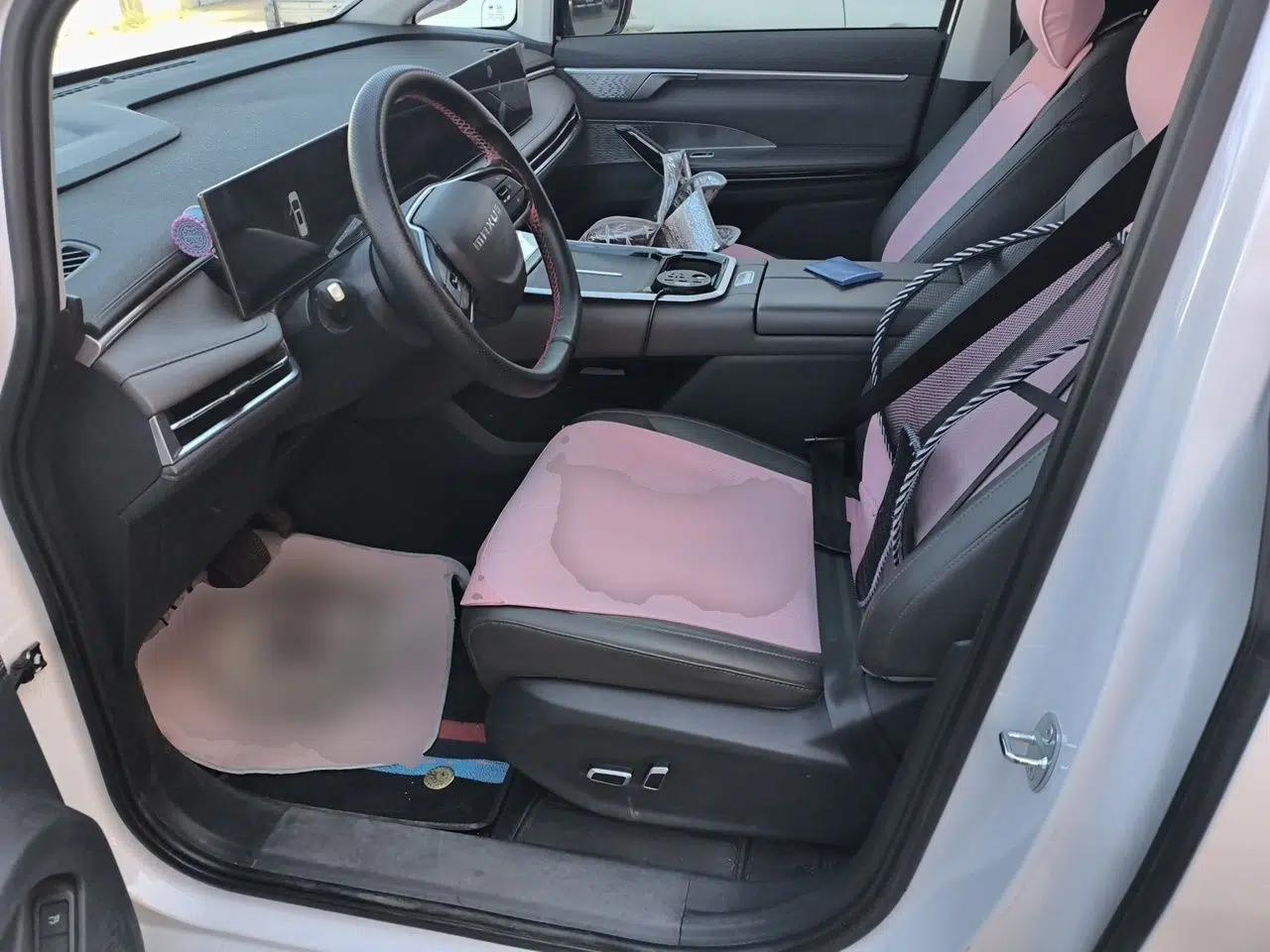 SAIC MAXUS G70 2024 2.0T Automatic Luxury Edition 7 Seats — миниатюра 15