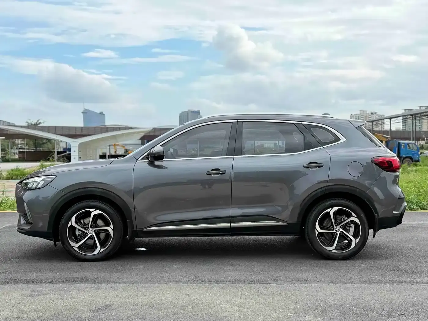 MG Pilot 2021 300TGI Automatic 2WD Dynamic Luxury Edition — миниатюра 7