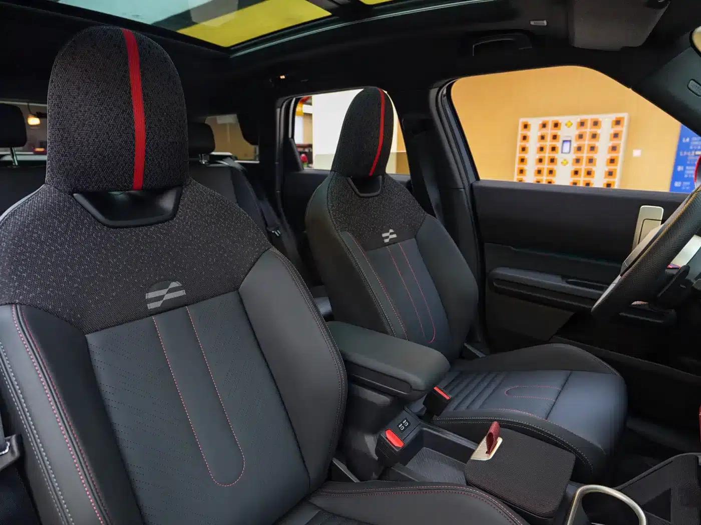 MINI JCW COUNTRYMAN 2024 2.0T JOHN COOPER WORKS — миниатюра 13