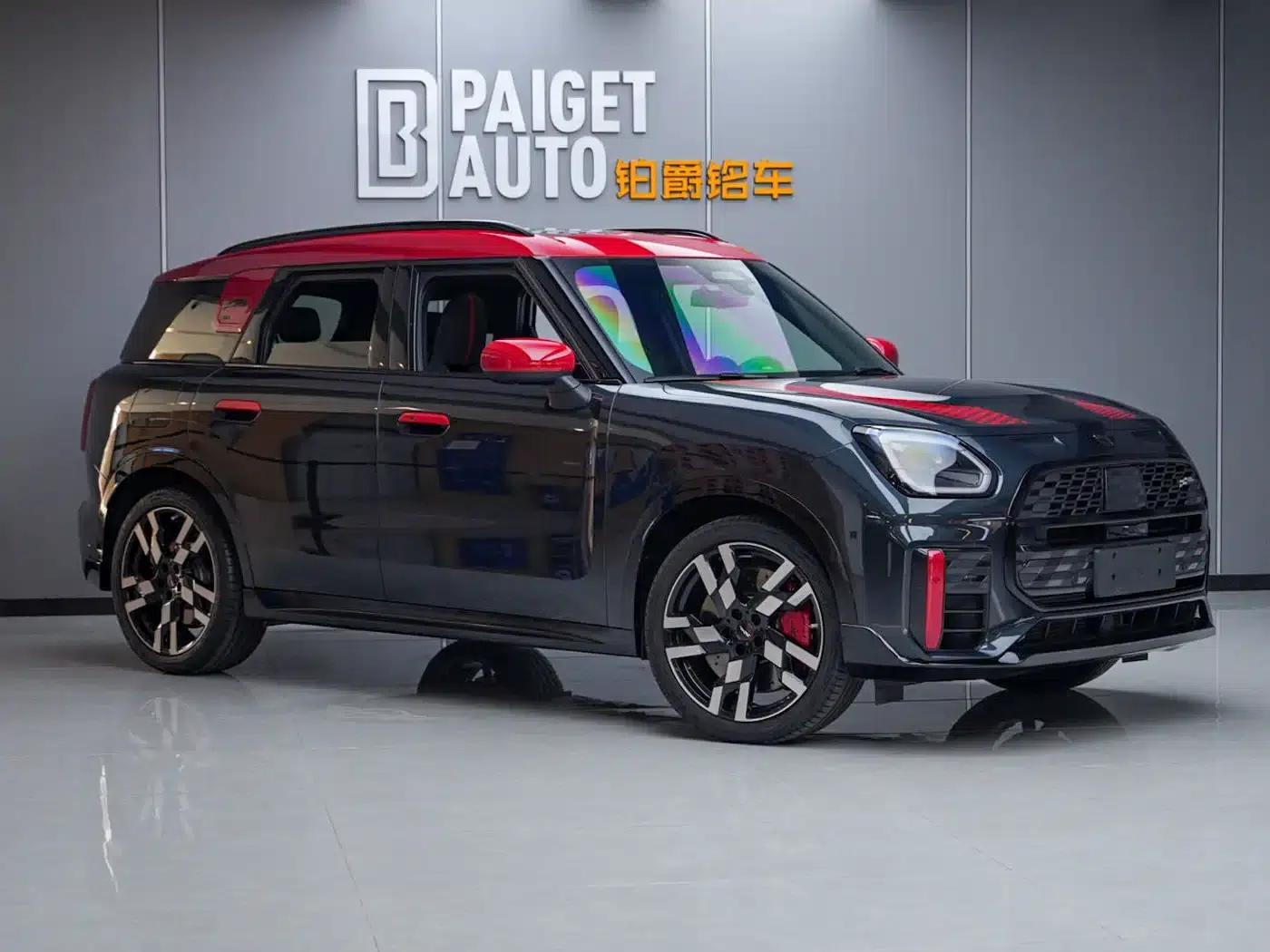 MINI JCW COUNTRYMAN 2024 2.0T JOHN COOPER WORKS — миниатюра 3