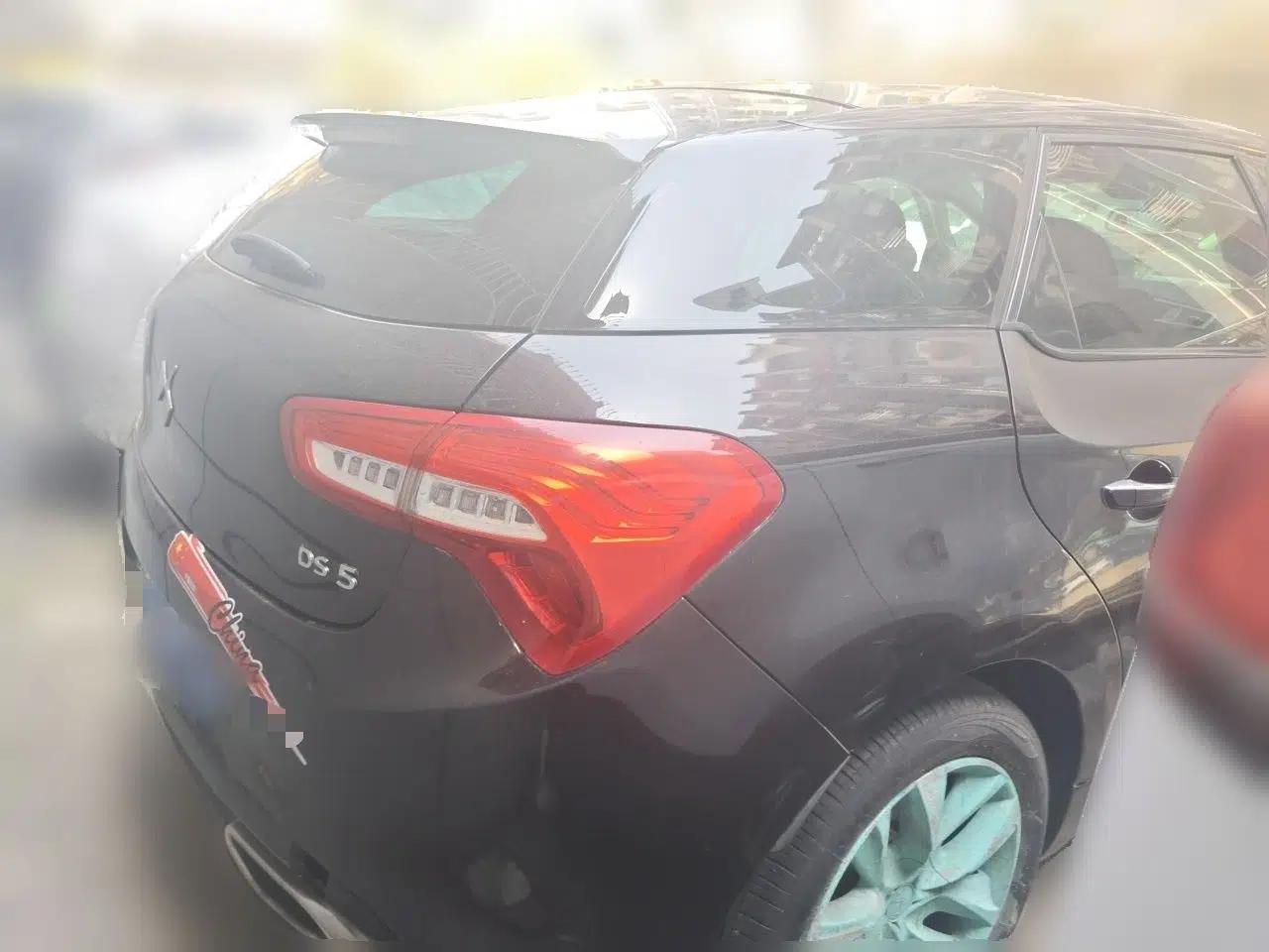 DS 5 2014 1.6T Luxury Edition THP160 — миниатюра 6