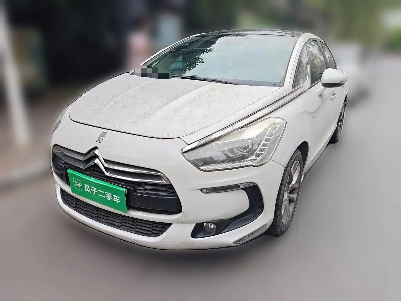 DS 5 2014 1.6T Luxury Edition THP160 — миниатюра 1