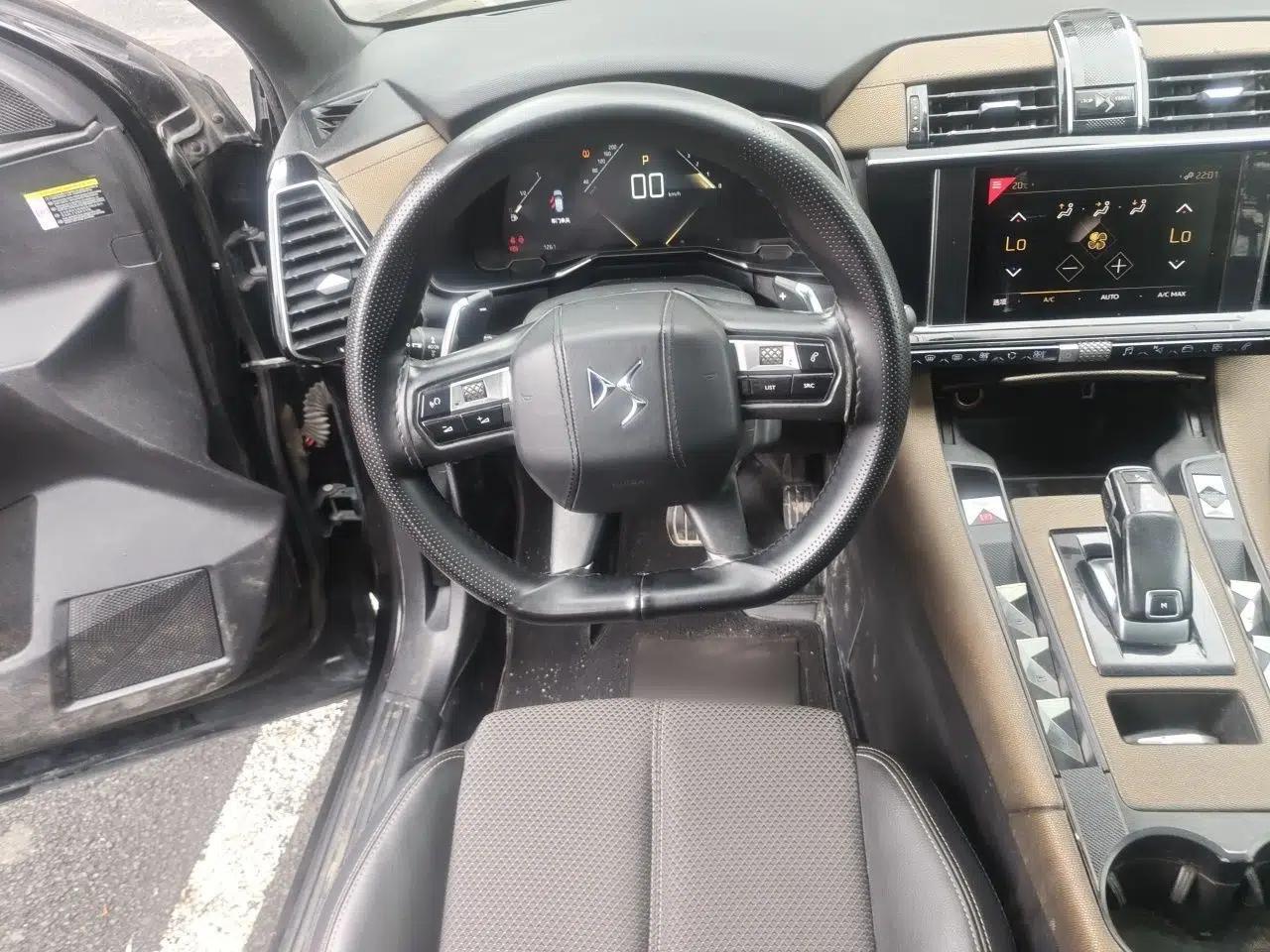 DS 7 2018 35THP Pashy Edition — миниатюра 10