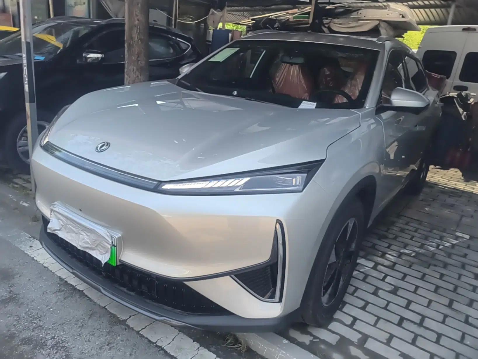 Dongfeng Aeolus L7 New Energy 2024 205 Air — миниатюра 1