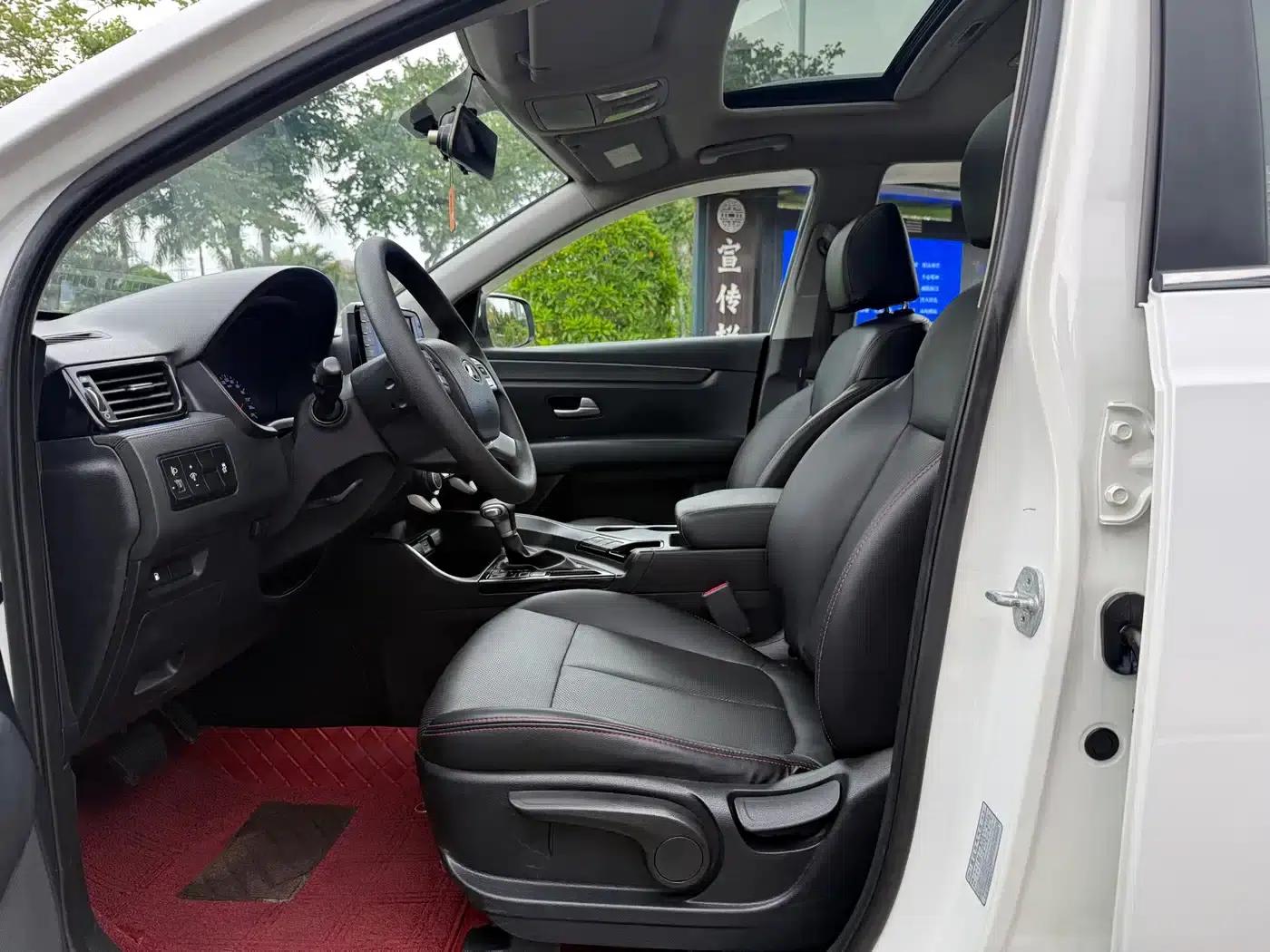 Kia KX7 2017 2.0L Automatic 2WD GL 5-seater — миниатюра 11