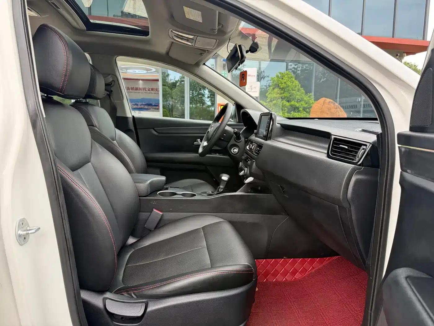 Kia KX7 2017 2.0L Automatic 2WD GL 5-seater — миниатюра 13