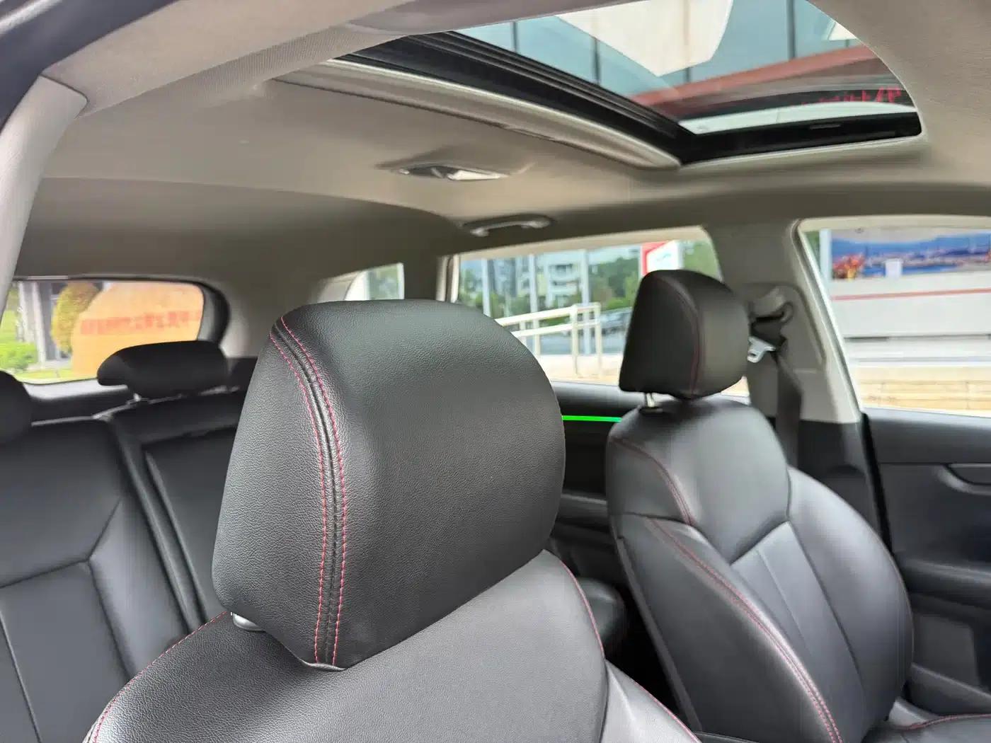 Kia KX7 2017 2.0L Automatic 2WD GL 5-seater — миниатюра 16
