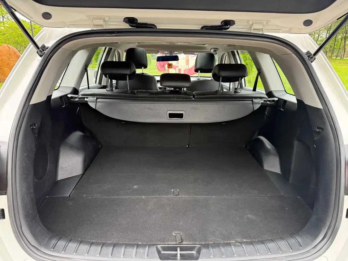 Kia KX7 2017 2.0L Automatic 2WD GL 5-seater — миниатюра 31