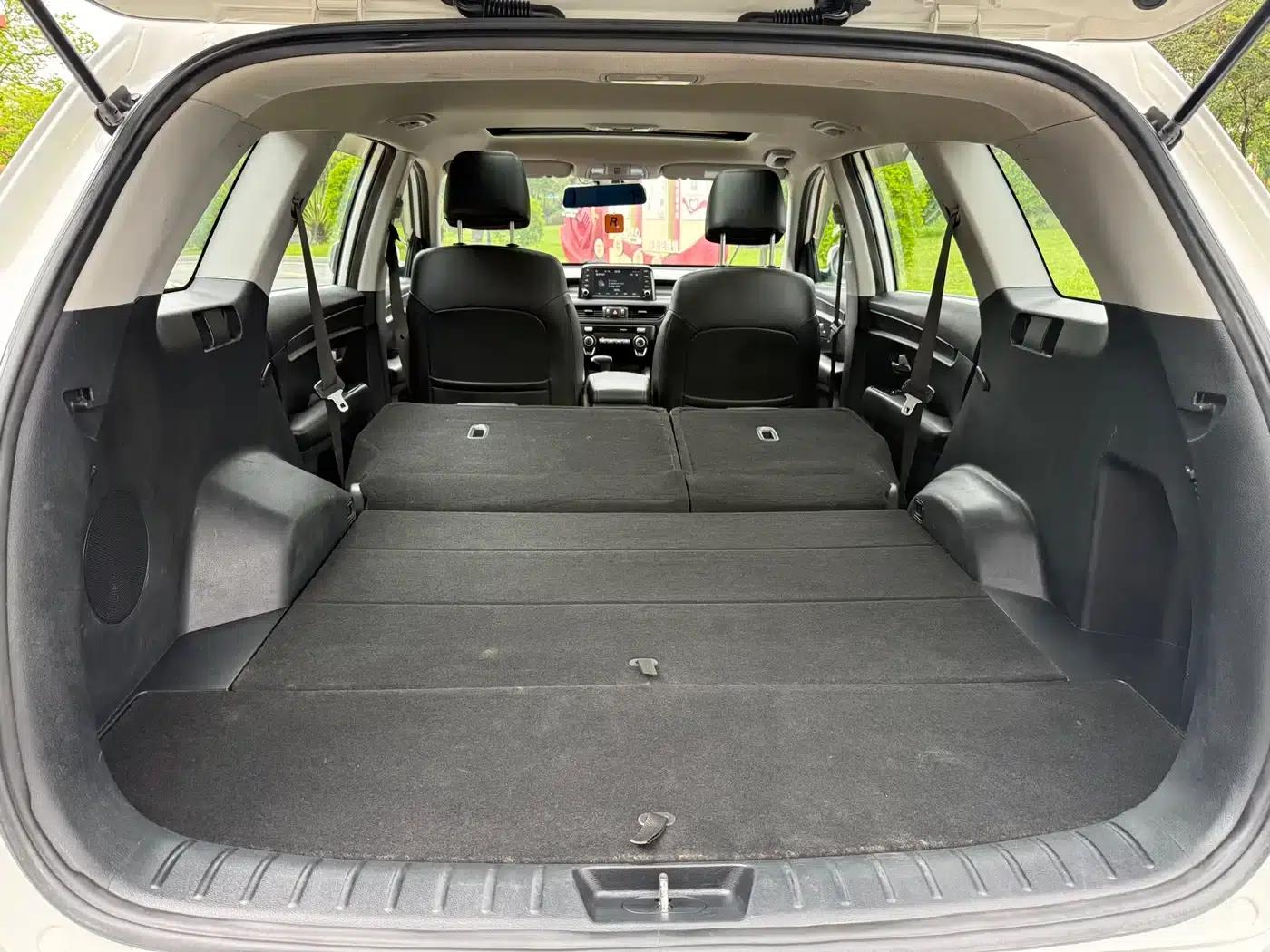 Kia KX7 2017 2.0L Automatic 2WD GL 5-seater — миниатюра 33