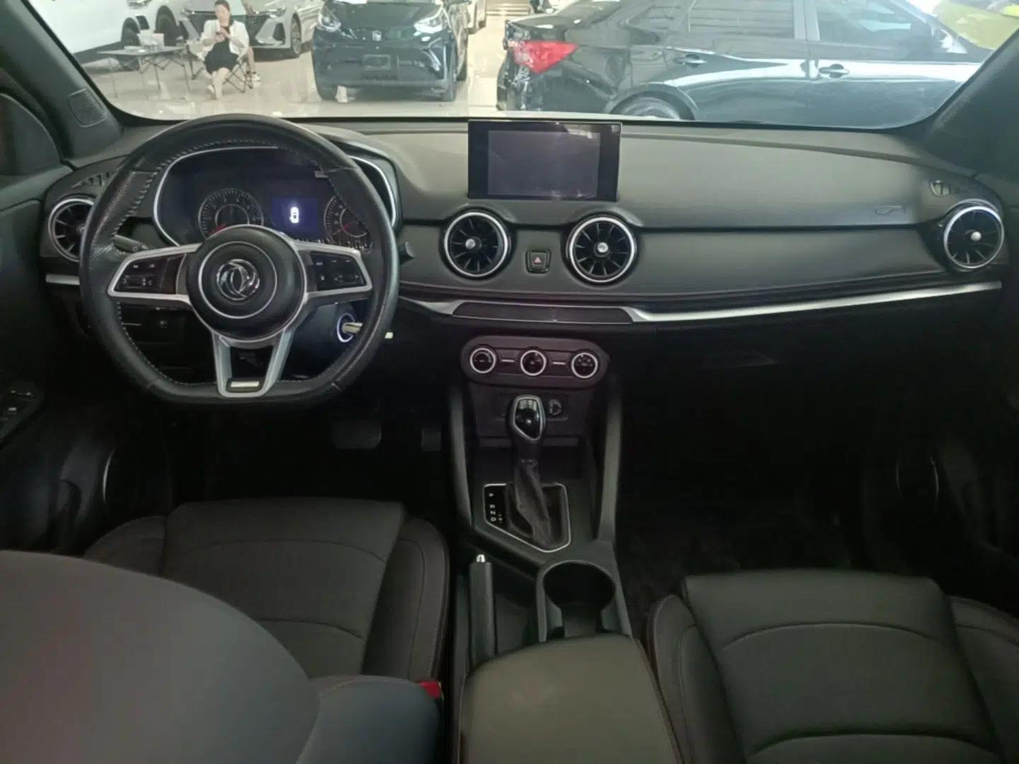 Dongfeng Fengon 500 2022 1.5L CVT Enjoyment Version — миниатюра 12