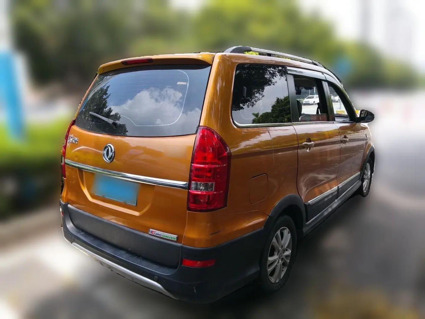 Dongfeng Fengon 360 2015 1.5L Manual Luxury 7-Seater China V Emission Standard — миниатюра 6