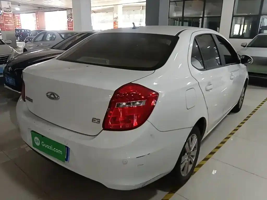 Chery E3 2015 1.5L Manual Smart Edition — миниатюра 7