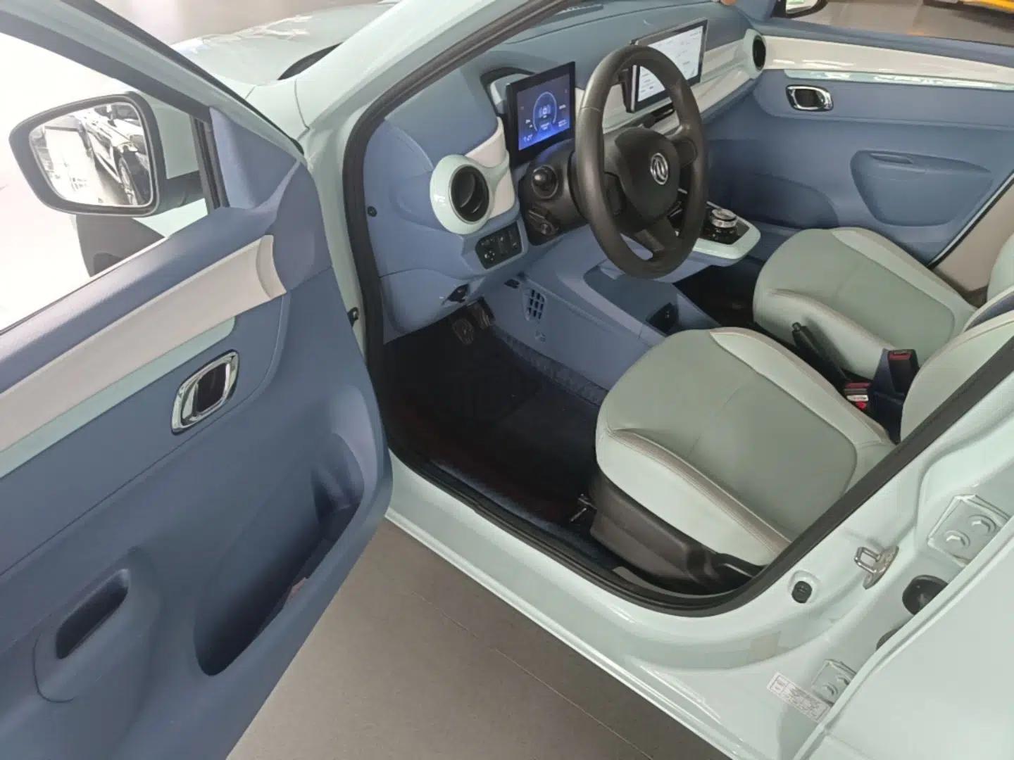Dongfeng NAMMI BOX 2022 Chasing Wind Edition 331 km Standard Model — миниатюра 18