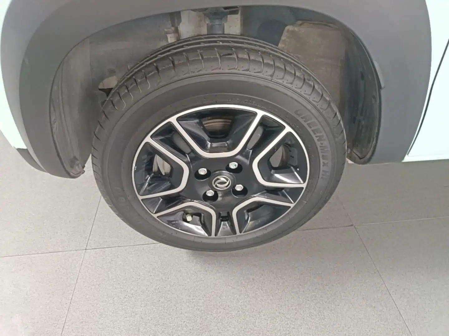 Dongfeng NAMMI BOX 2022 Chasing Wind Edition 331 km Standard Model — миниатюра 10