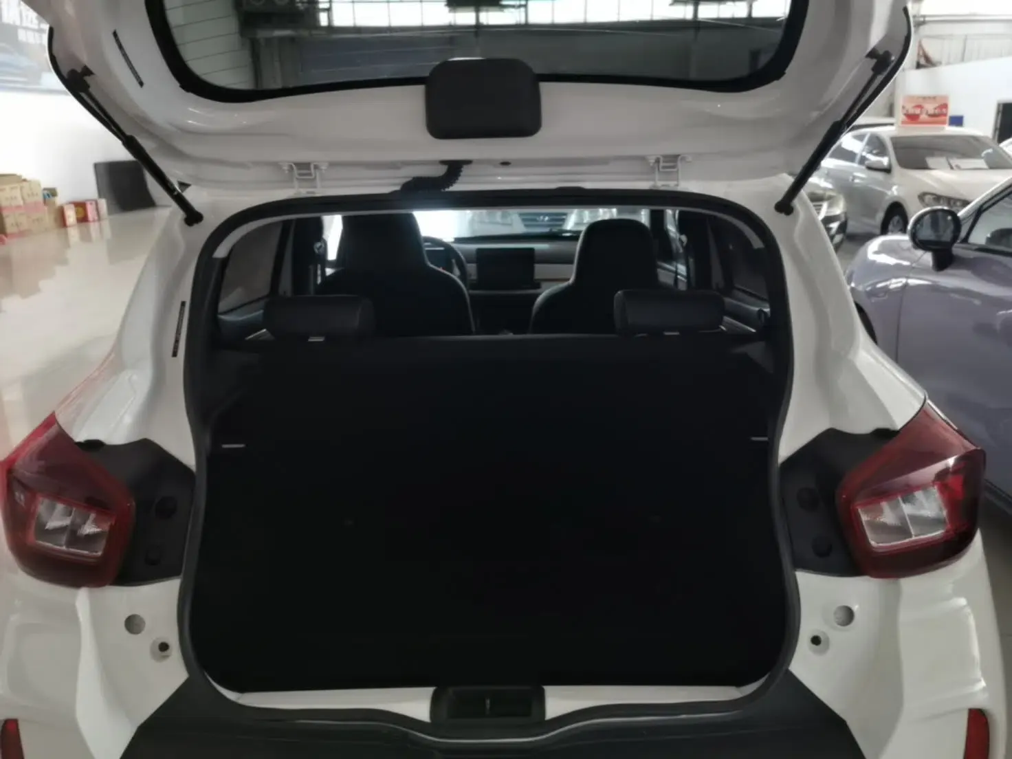 Dongfeng NAMMI BOX 2022 Revised Light Wind Edition 201 km Standard Version — миниатюра 27