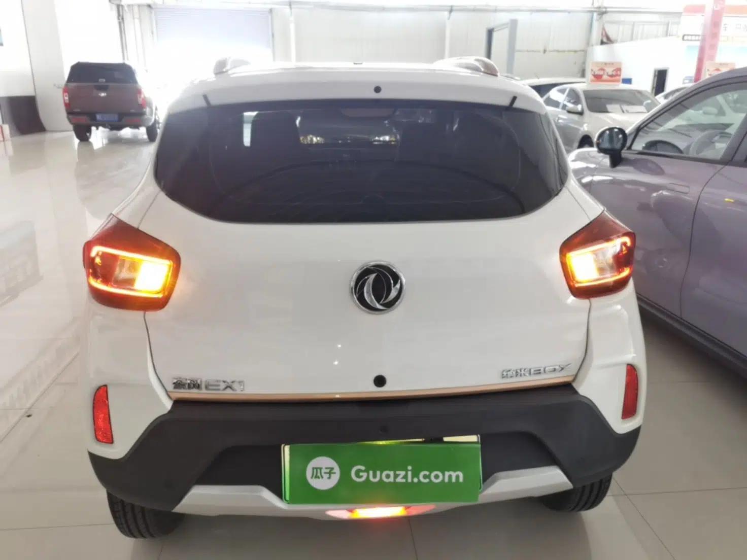 Dongfeng NAMMI BOX 2022 Revised Light Wind Edition 201 km Standard Version — миниатюра 5
