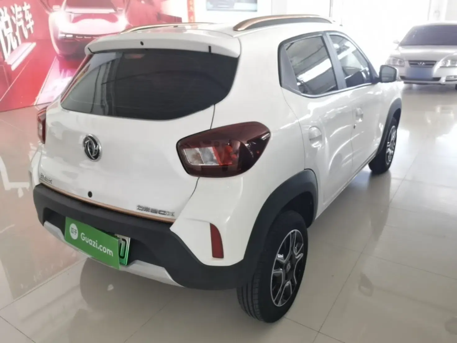 Dongfeng NAMMI BOX 2022 Revised Light Wind Edition 201 km Standard Version — миниатюра 6