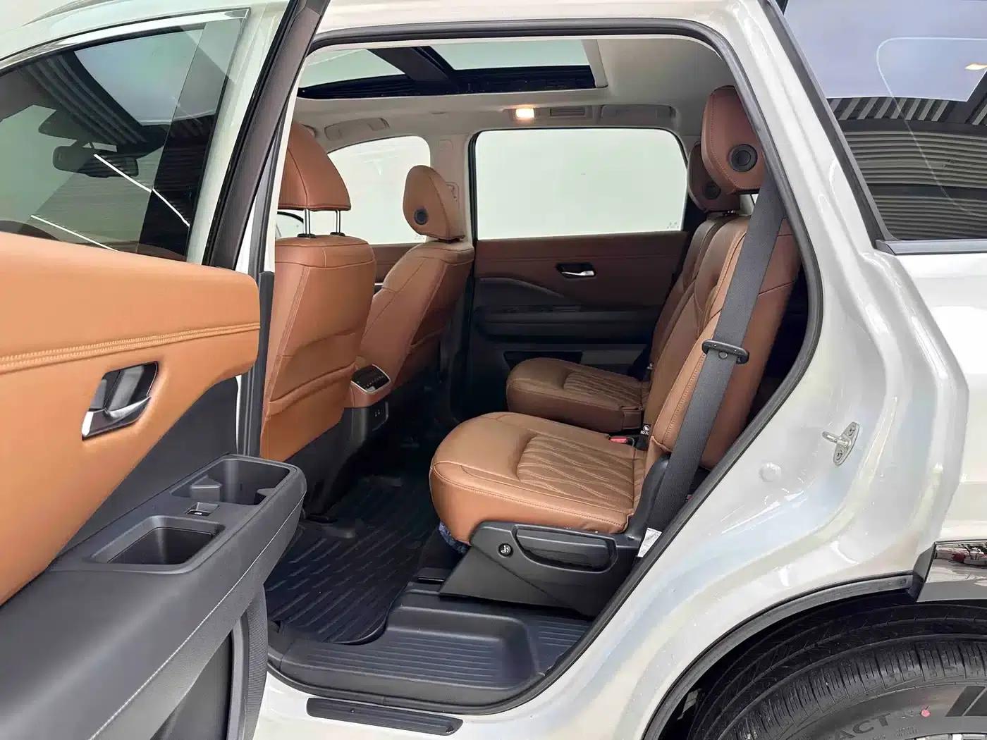 2024 Volkswagen Land Cruiser 380VC-TURBO 4WD Supreme Edition (6-seater) — миниатюра 9