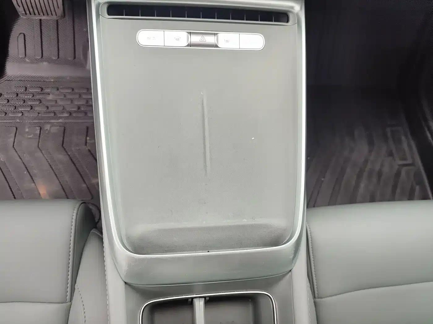 Roewe D6 2025 450km Premium Edition — миниатюра 8