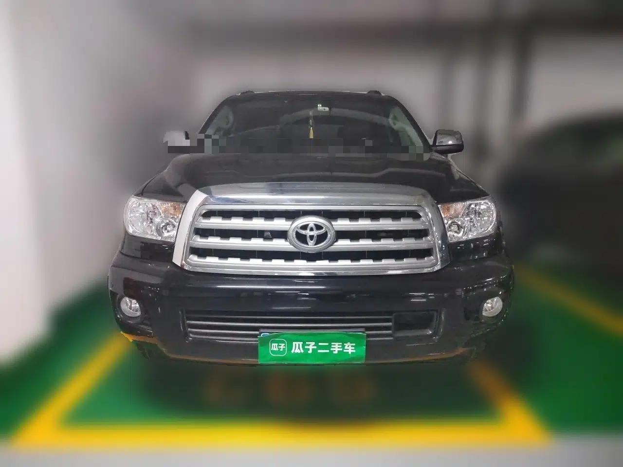 Toyota Sequoia 2010 5.7 Platinum Edition — миниатюра 2