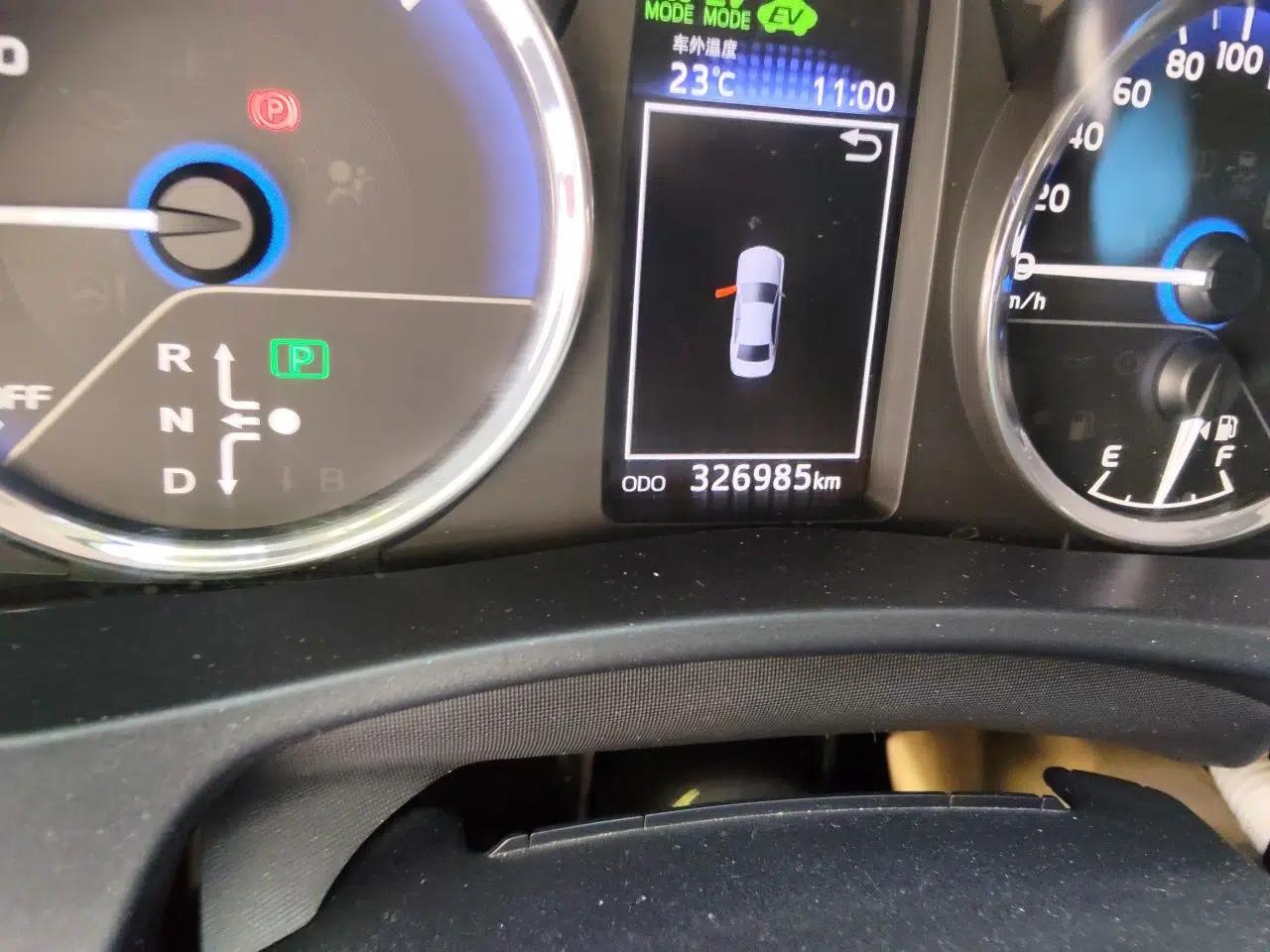 Toyota Levin Hybrid E+ 2019 1.8L PH V E-CVT Luxury Edition — миниатюра 12
