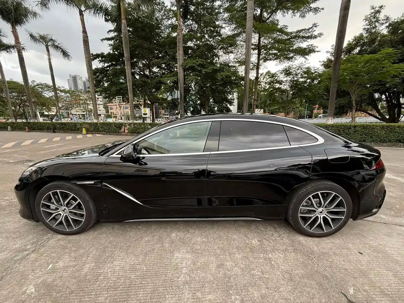 Denza Z9 2024 Model 1100km AWD Max Edition — миниатюра 2