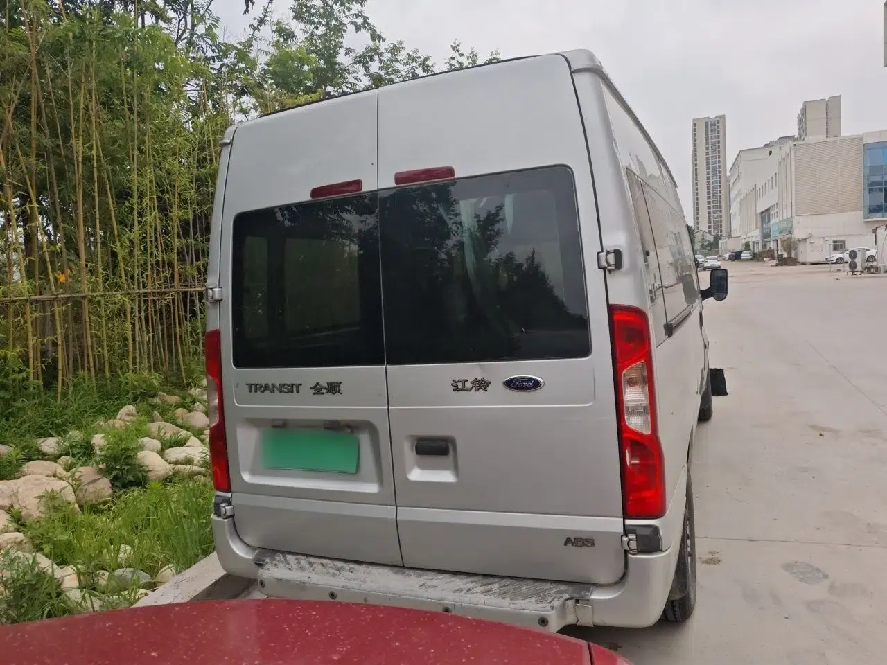 Ford Transit Custom 2009 2.4T Diesel Multi-Function Long Wheelbase Mid-Roof Emission Standard III — миниатюра 5