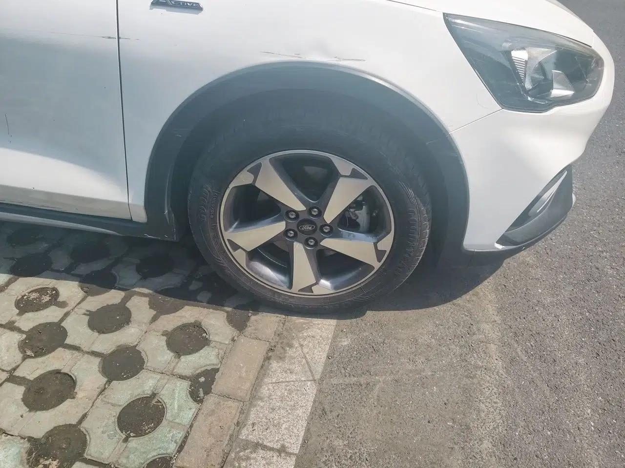 Ford Focus Active 2020 EcoBoost 180 Automatic Trendy Model — миниатюра 8