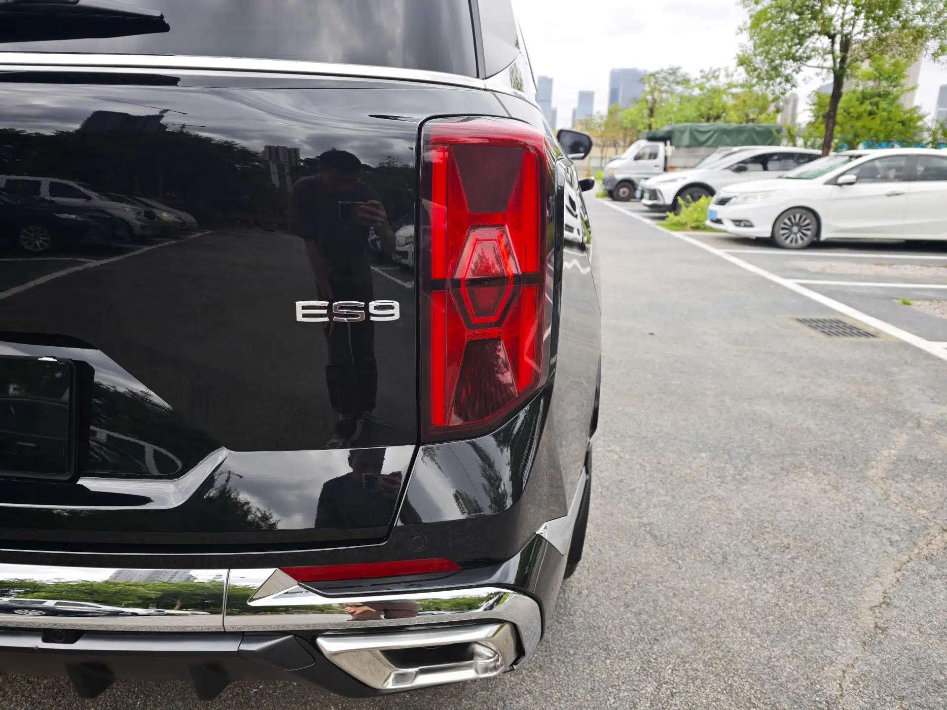 GAC Trumpchi ES9 2024 PHEV with 143 km Max — миниатюра 12
