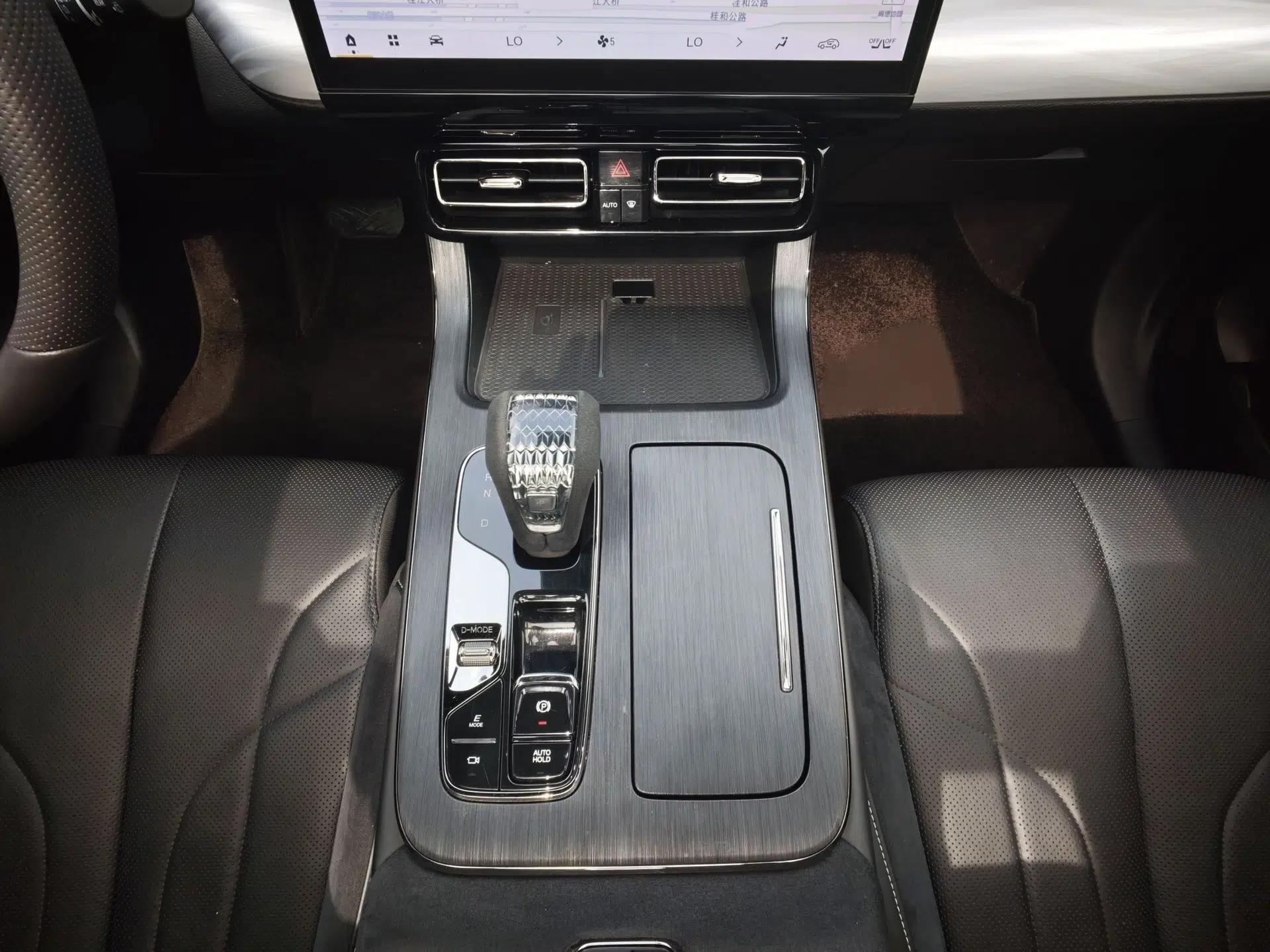 GAC Trumpchi ES9 2024 PHEV with 143 km Max — миниатюра 18