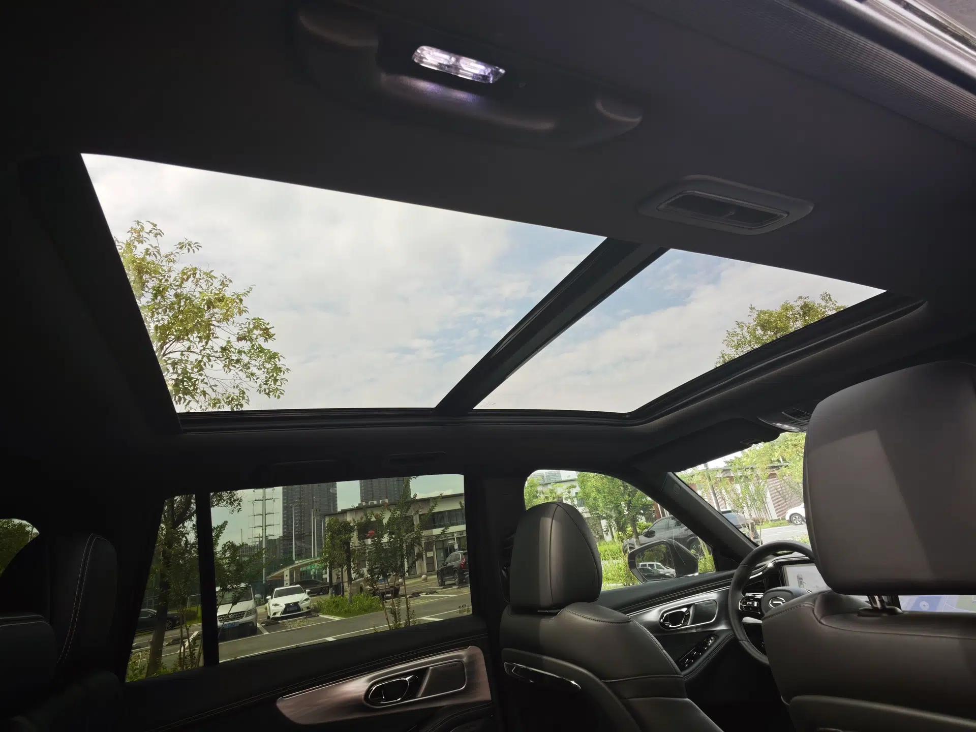 GAC Trumpchi ES9 2024 PHEV with 143 km Max — миниатюра 20