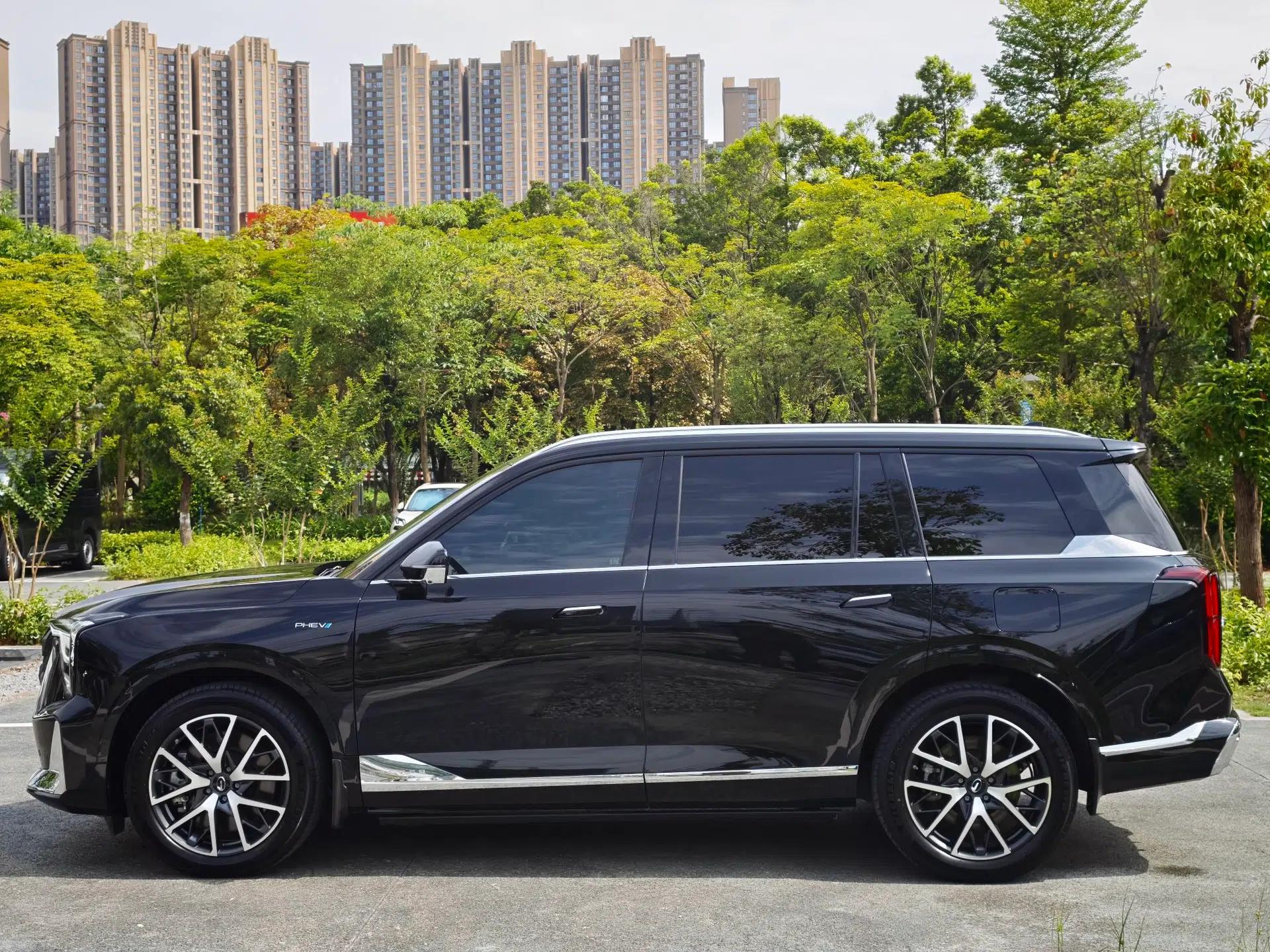 GAC Trumpchi ES9 2024 PHEV with 143 km Max — миниатюра 6