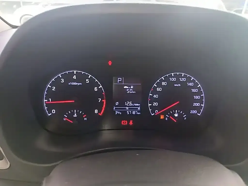 2016 Hyundai Verna 1.4L Automatic GLS (Cool Edition) — миниатюра 12
