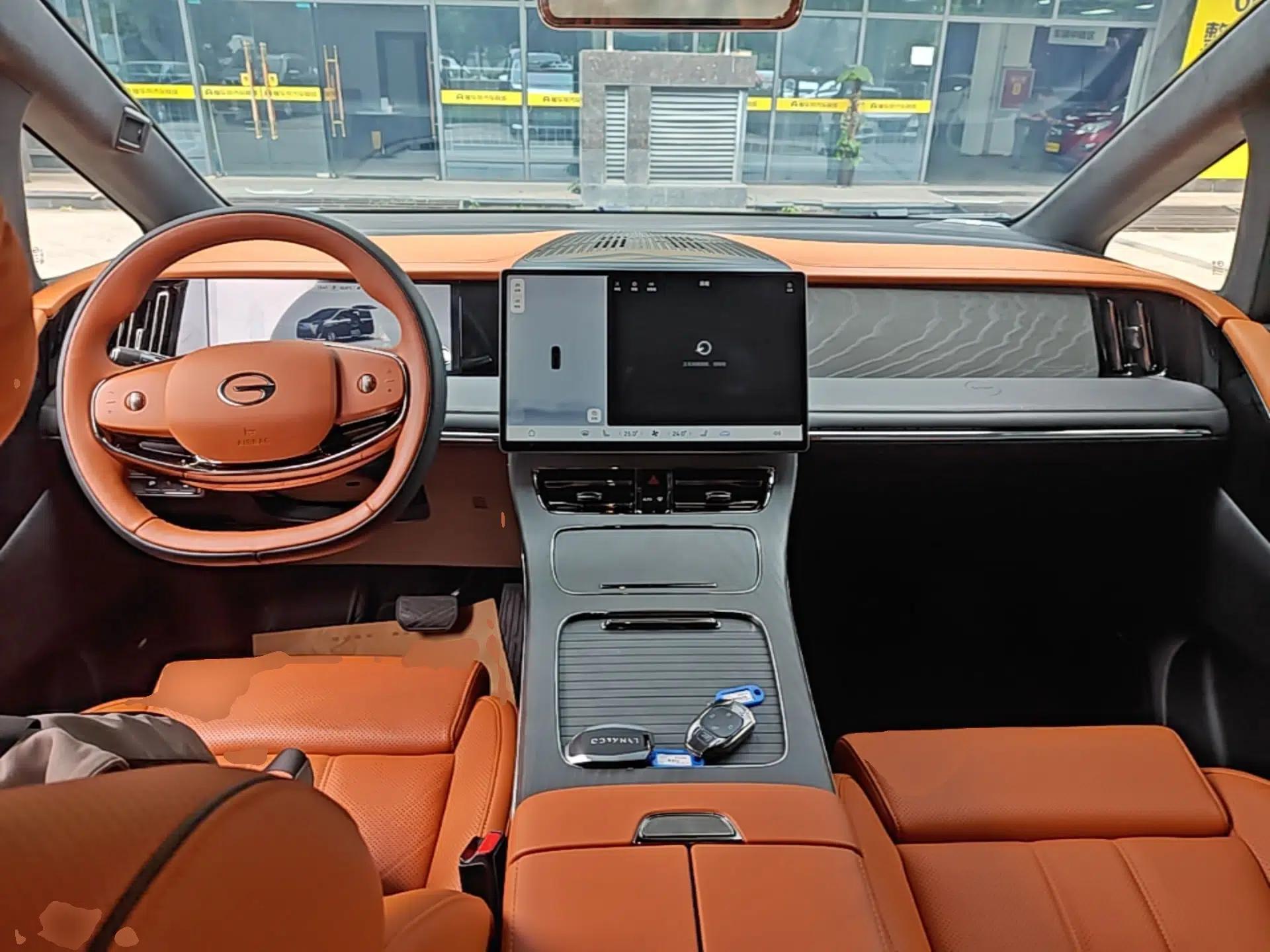 GAC Trumpchi Xiangwang M8 2025 Kunkun Series Ultra First-Class Cabin — миниатюра 17