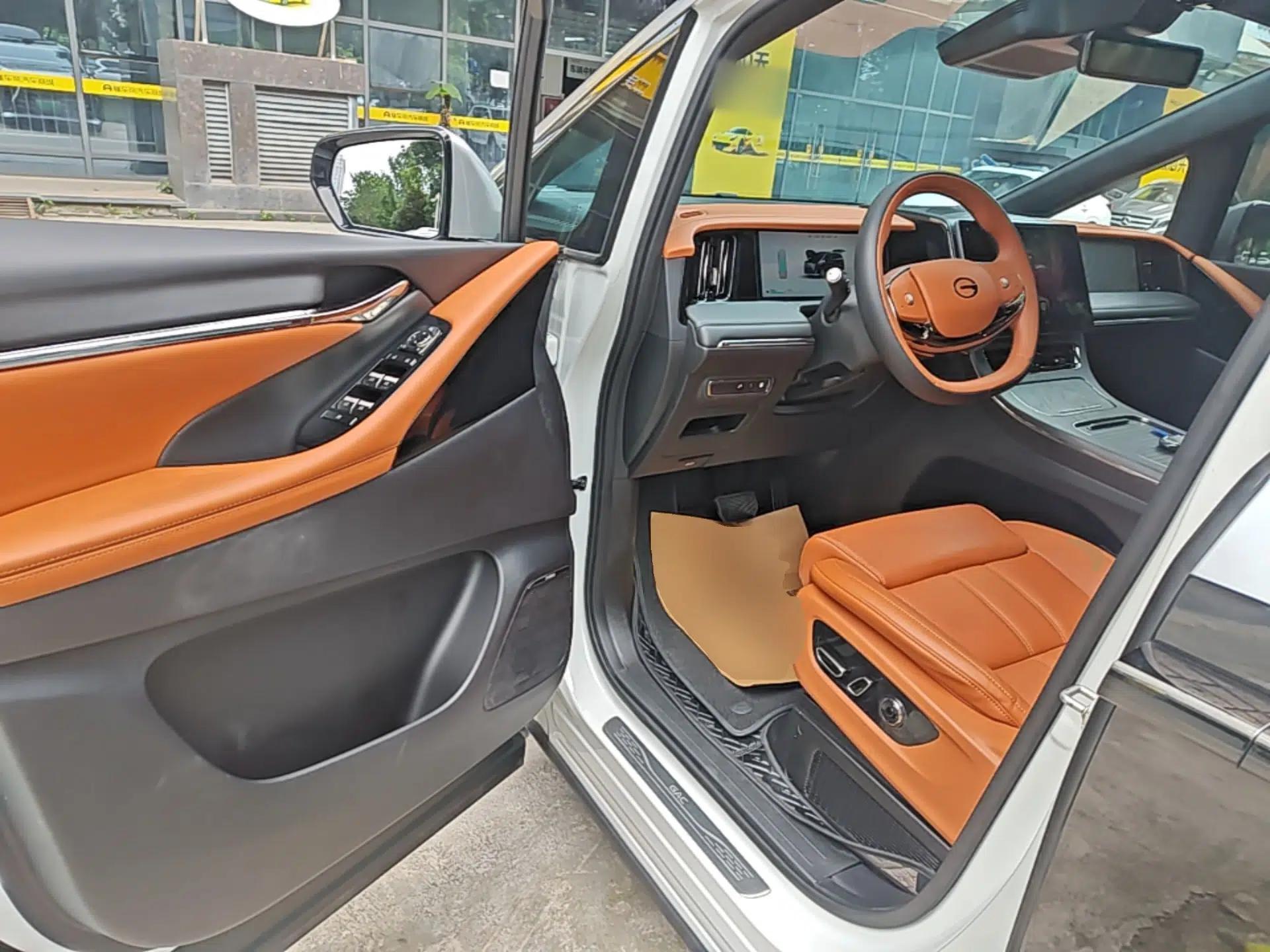 GAC Trumpchi Xiangwang M8 2025 Kunkun Series Ultra First-Class Cabin — миниатюра 23