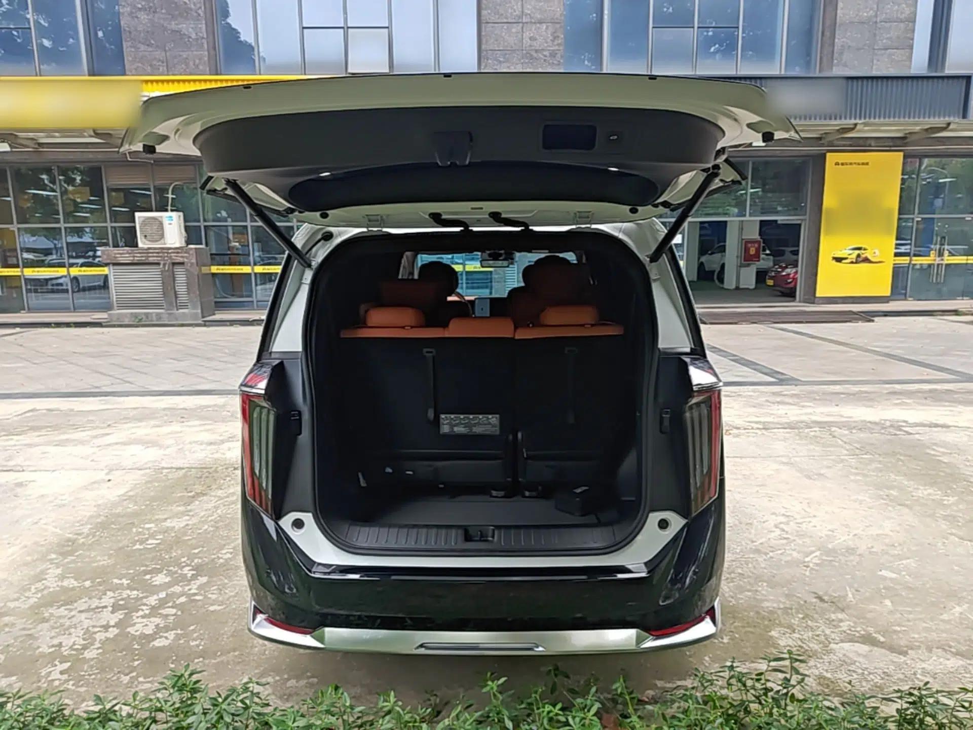 GAC Trumpchi Xiangwang M8 2025 Kunkun Series Ultra First-Class Cabin — миниатюра 27