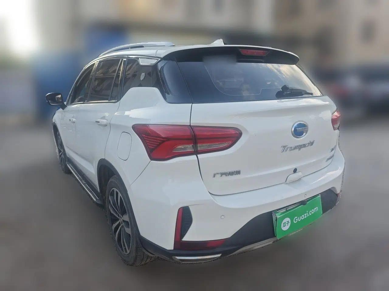GAC Trumpchi GS4 New Energy 2019 1.5L PHEV Smart Enjoyment Version — миниатюра 4