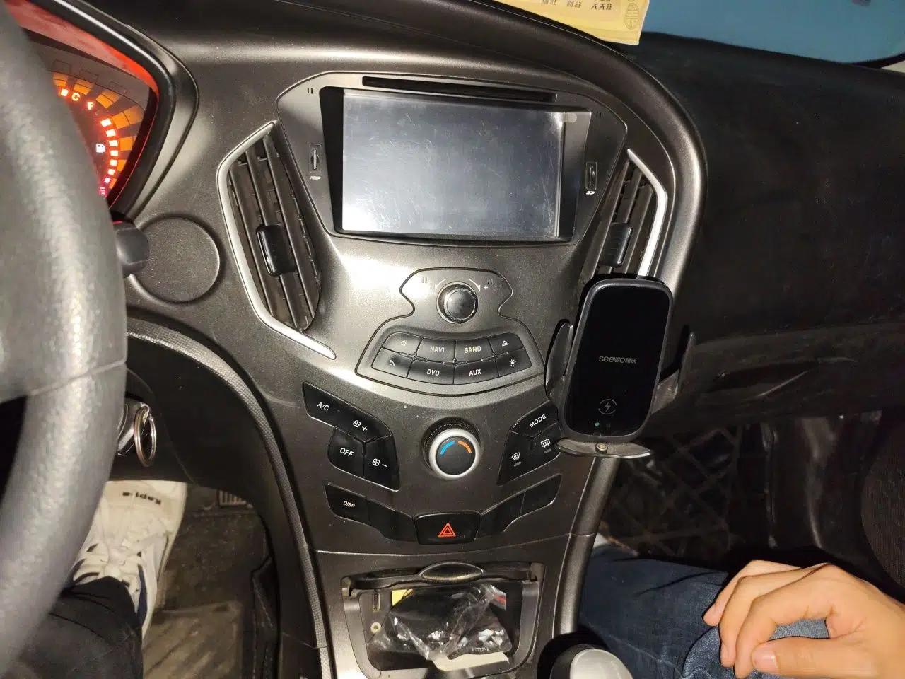 GAC Trumpchi GA3 2013 1.6L Manual Elite Edition — миниатюра 13