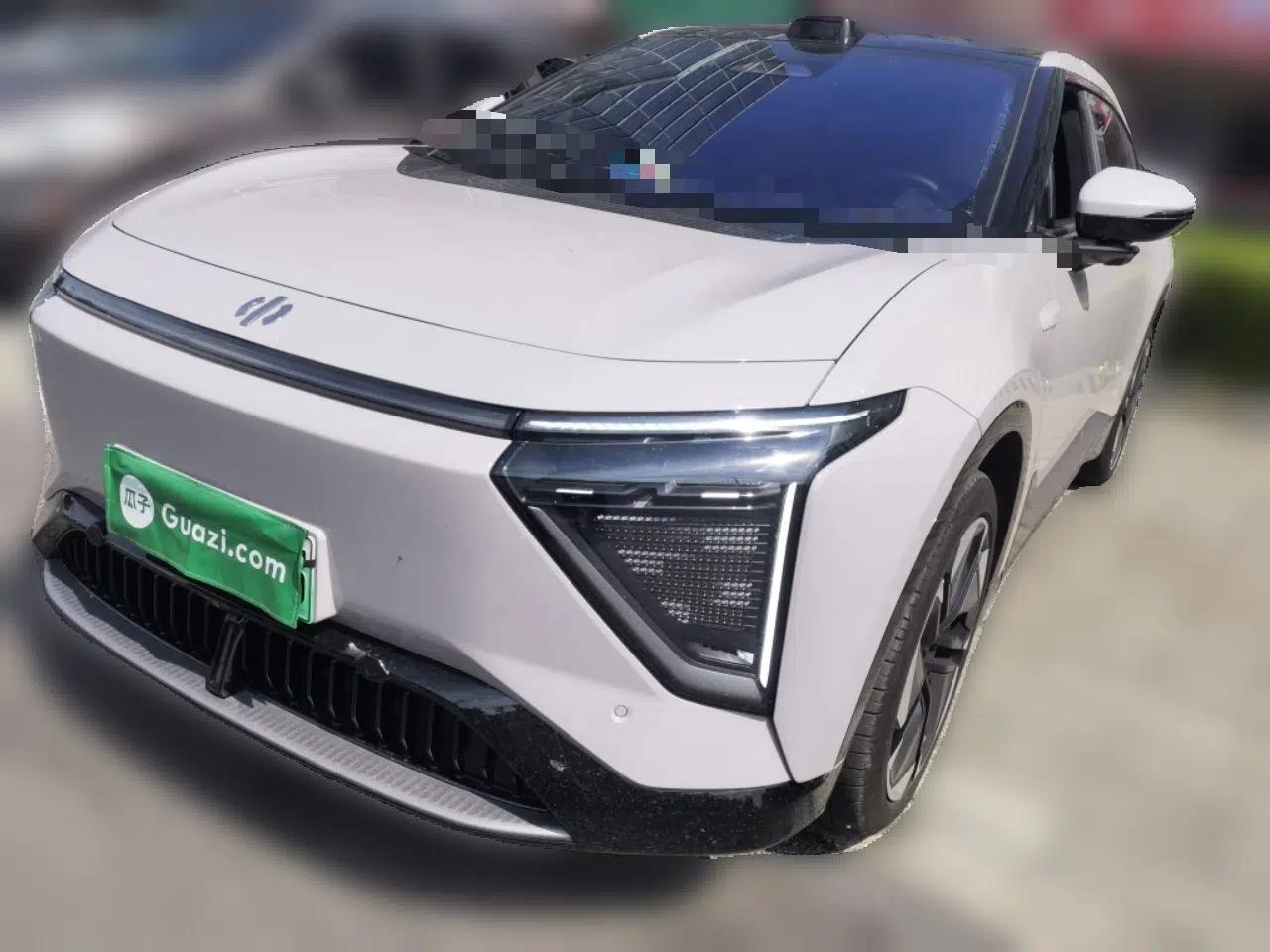 HiPhi Y 2023 560 km Elite Version — миниатюра 1