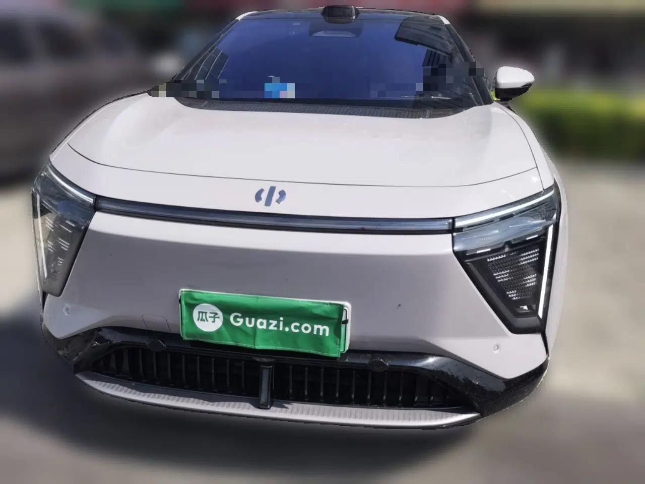 HiPhi Y 2023 560 km Elite Version — миниатюра 2