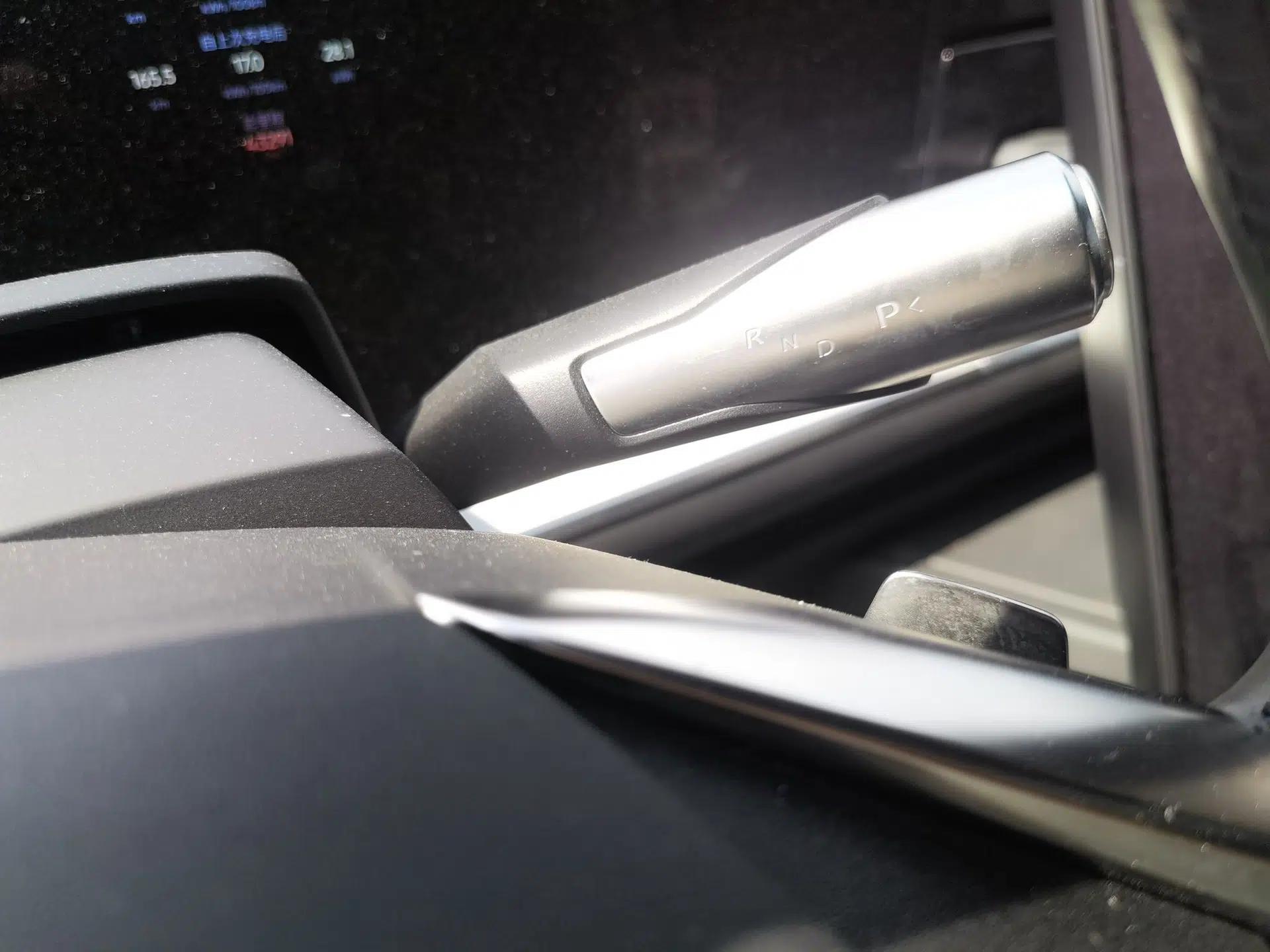 HiPhi Y 2023 560 km Elite Version — миниатюра 14