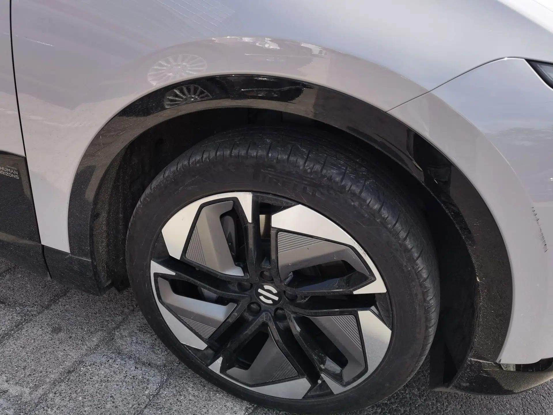 HiPhi Y 2023 560 km Elite Version — миниатюра 8