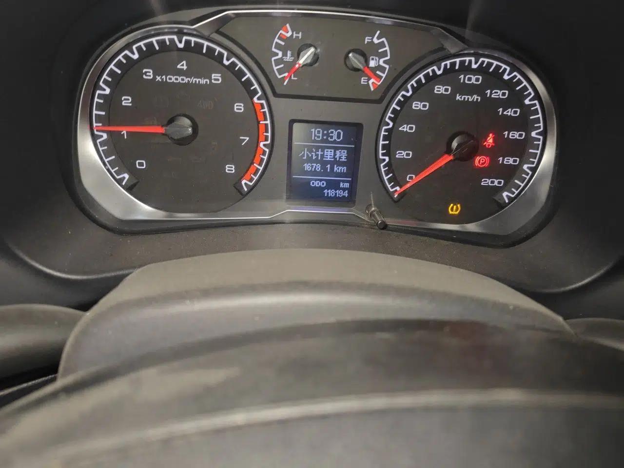 Haval H5 Classic 2016 Classic Edition 2.0T Manual 4x4 Elite Model — миниатюра 12