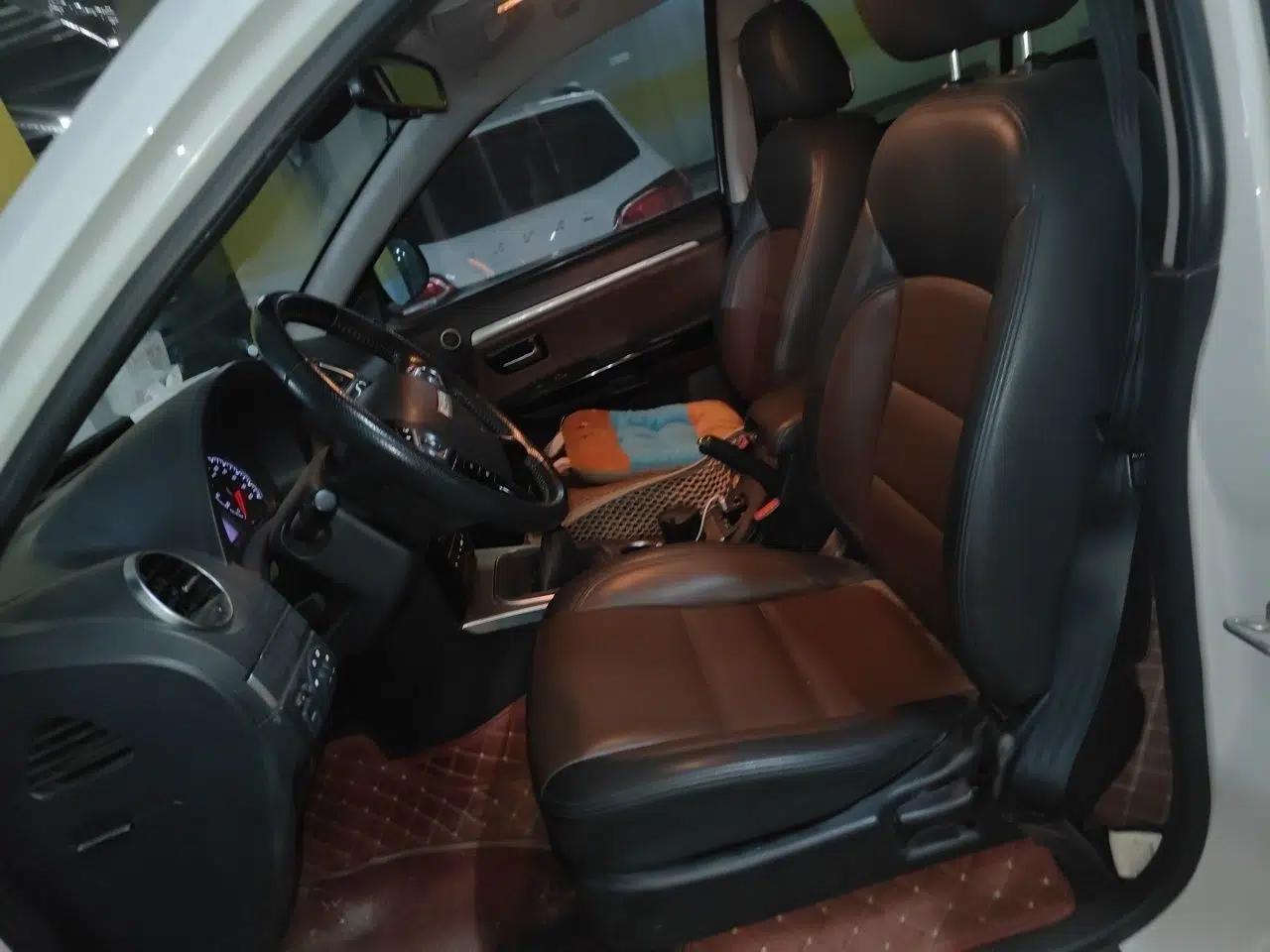 Haval H5 Classic 2016 Classic Edition 2.0T Manual 4x4 Elite Model — миниатюра 15