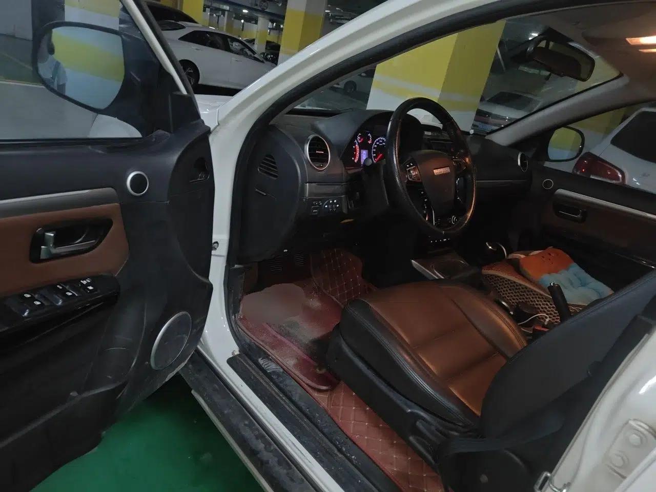 Haval H5 Classic 2016 Classic Edition 2.0T Manual 4x4 Elite Model — миниатюра 16