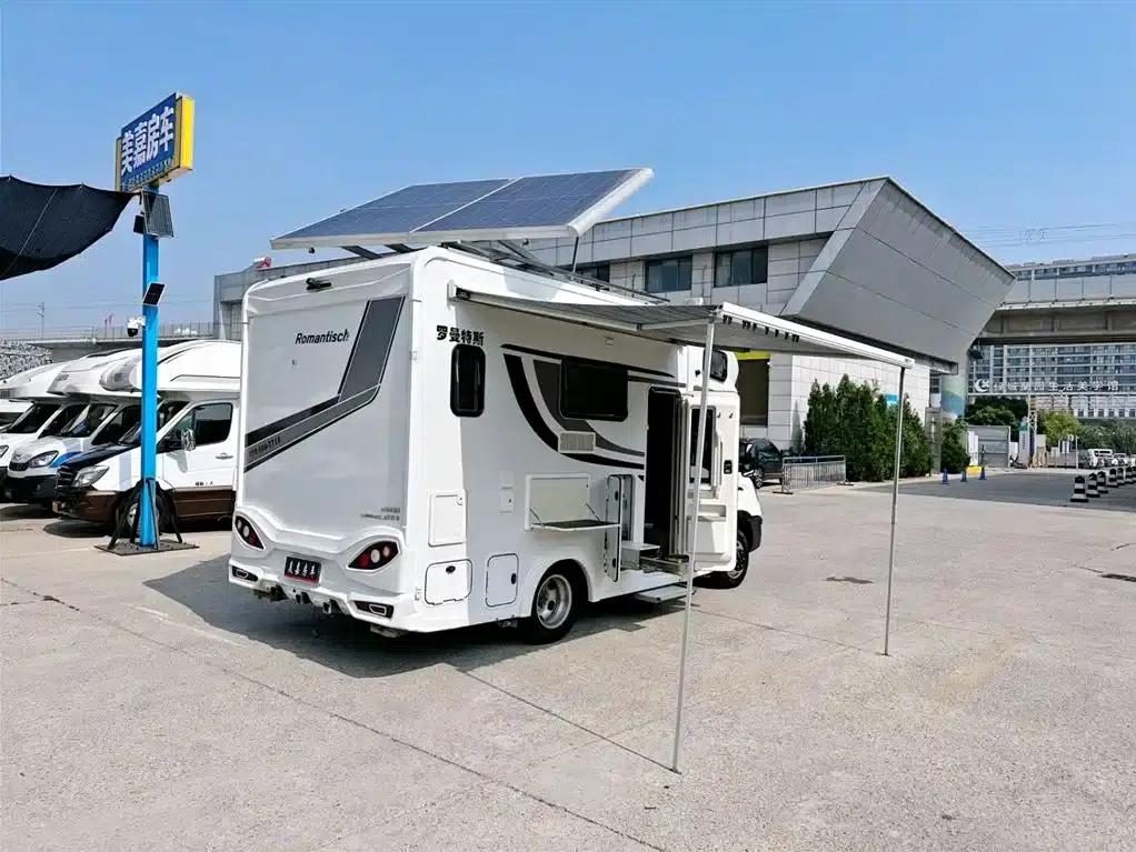 Iveco Daily Motorhome 2023 Model 3.0L Automatic — миниатюра 2
