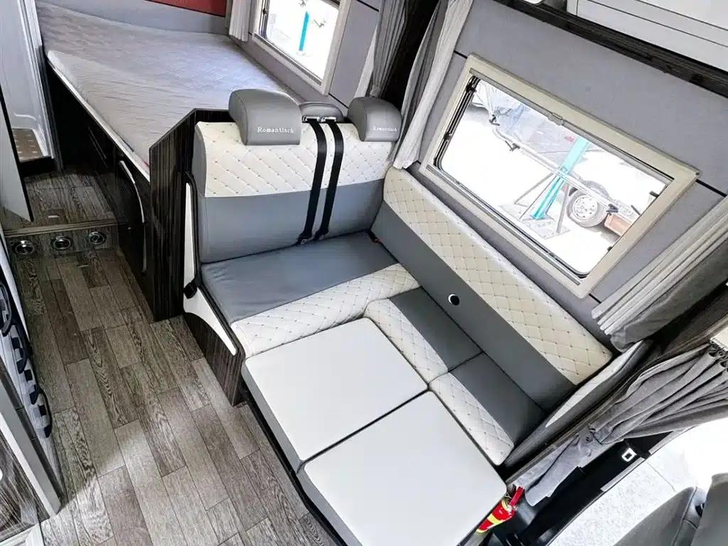 Iveco Daily Motorhome 2023 Model 3.0L Automatic — миниатюра 19