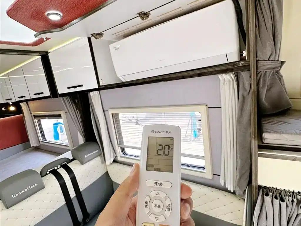 Iveco Daily Motorhome 2023 Model 3.0L Automatic — миниатюра 22