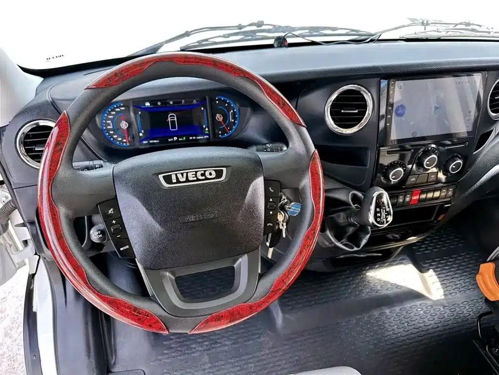 Iveco Daily Motorhome 2023 Model 3.0L Automatic — миниатюра 6