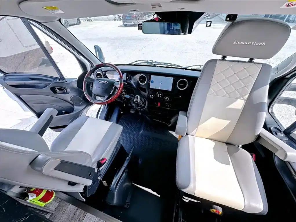 Iveco Daily Motorhome 2023 Model 3.0L Automatic — миниатюра 7